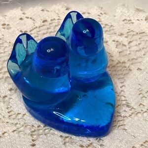 Bluebird of Happiness Pair Signed Leo Ward 1992 Hand Glass Lovebird Figurine